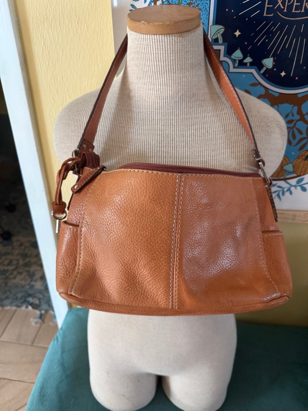 Fossil Tan Leather Shoulder Bag - Women's Carryall